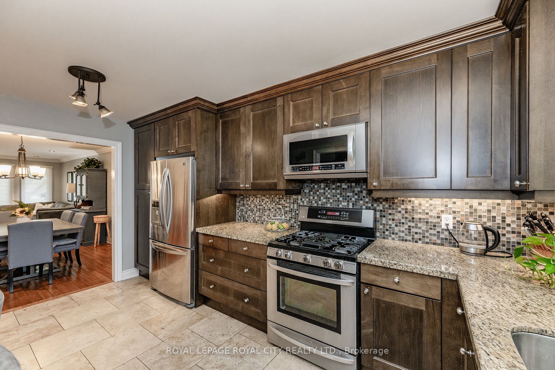 5764 Turney Dr