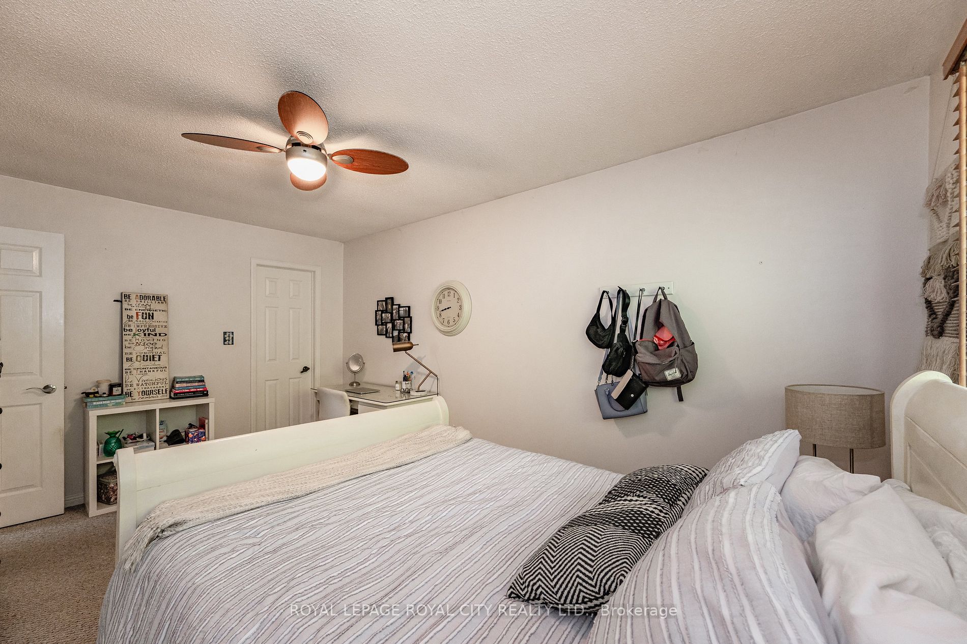 5764 Turney Dr