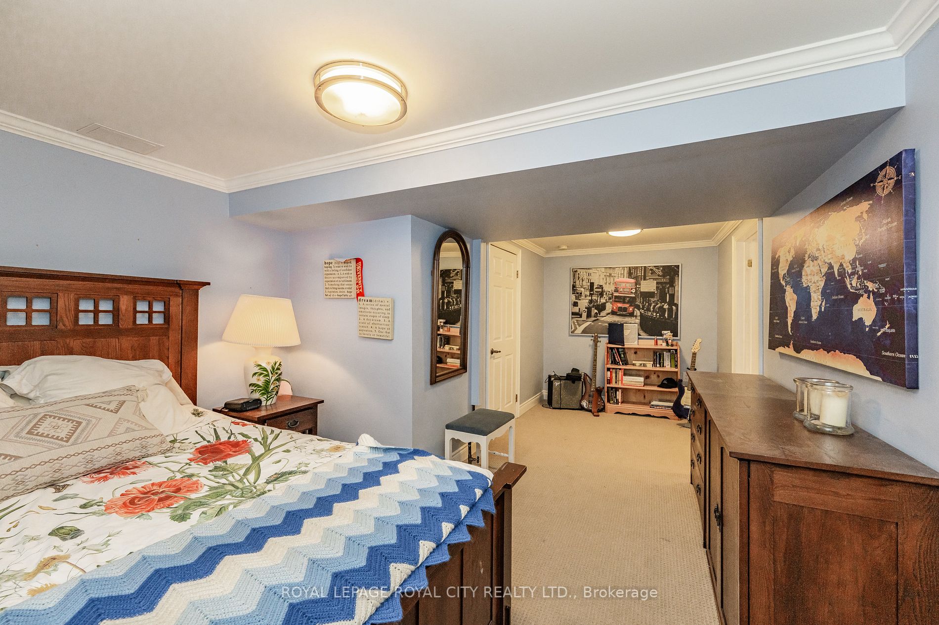 5764 Turney Dr