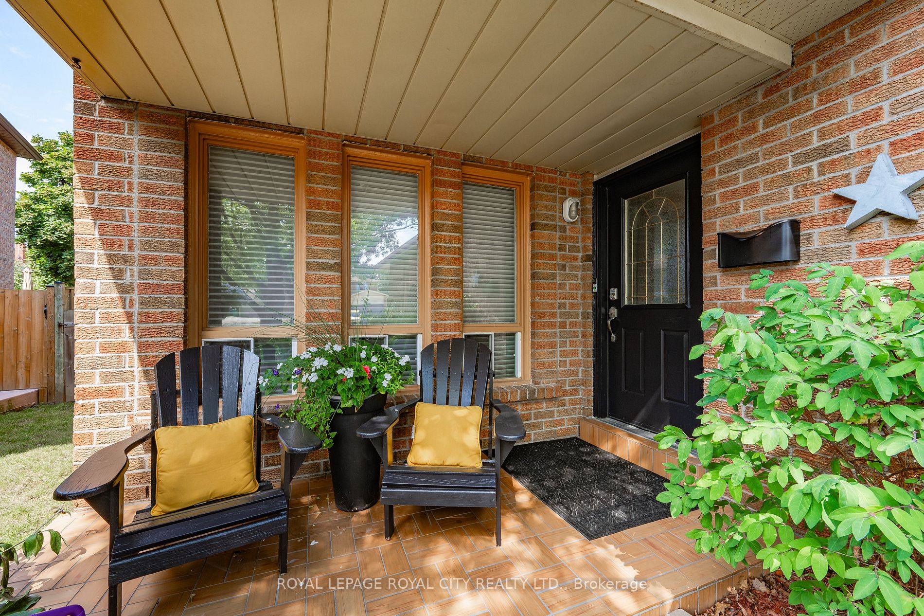 5764 Turney Dr