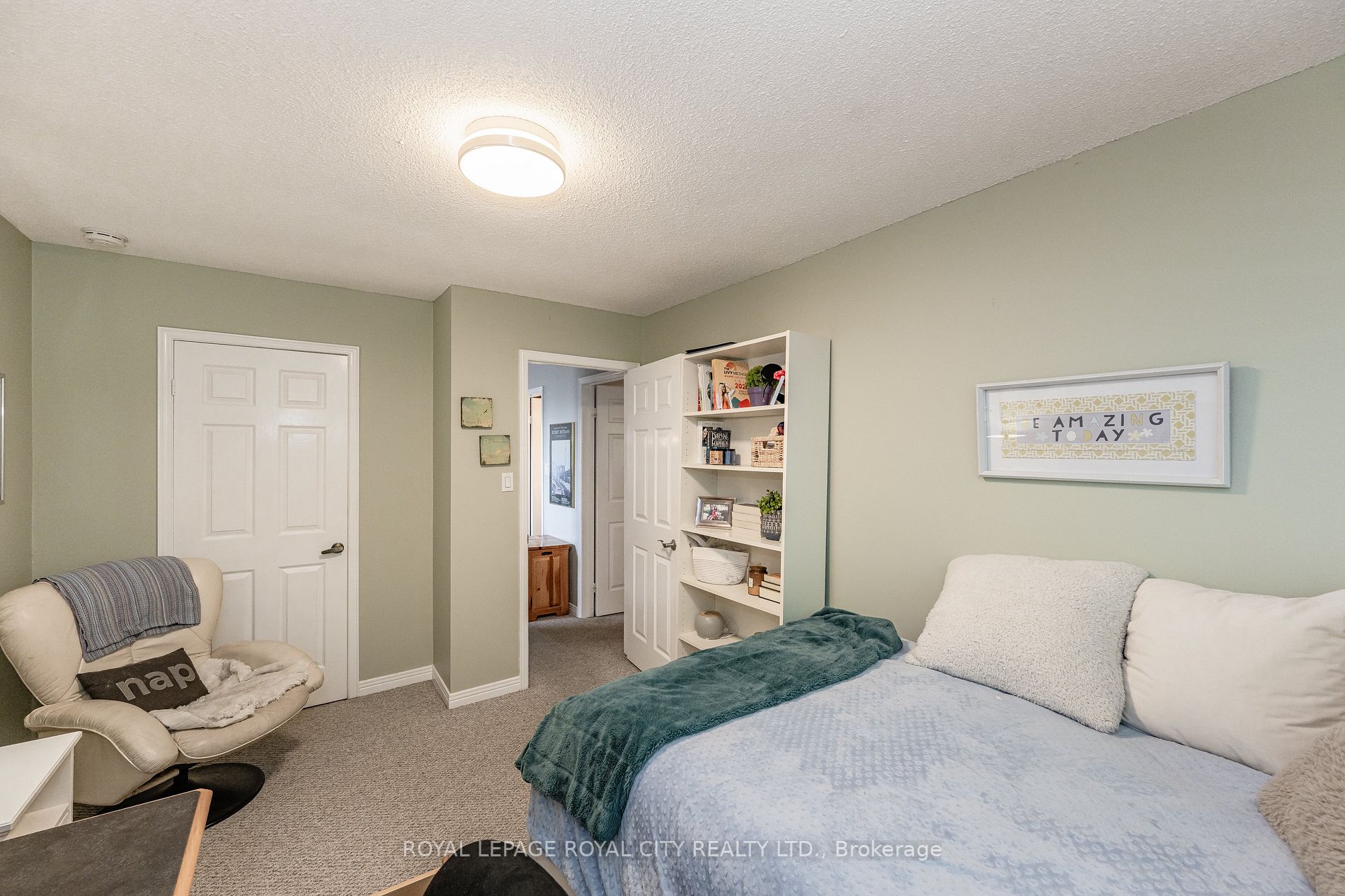 5764 Turney Dr