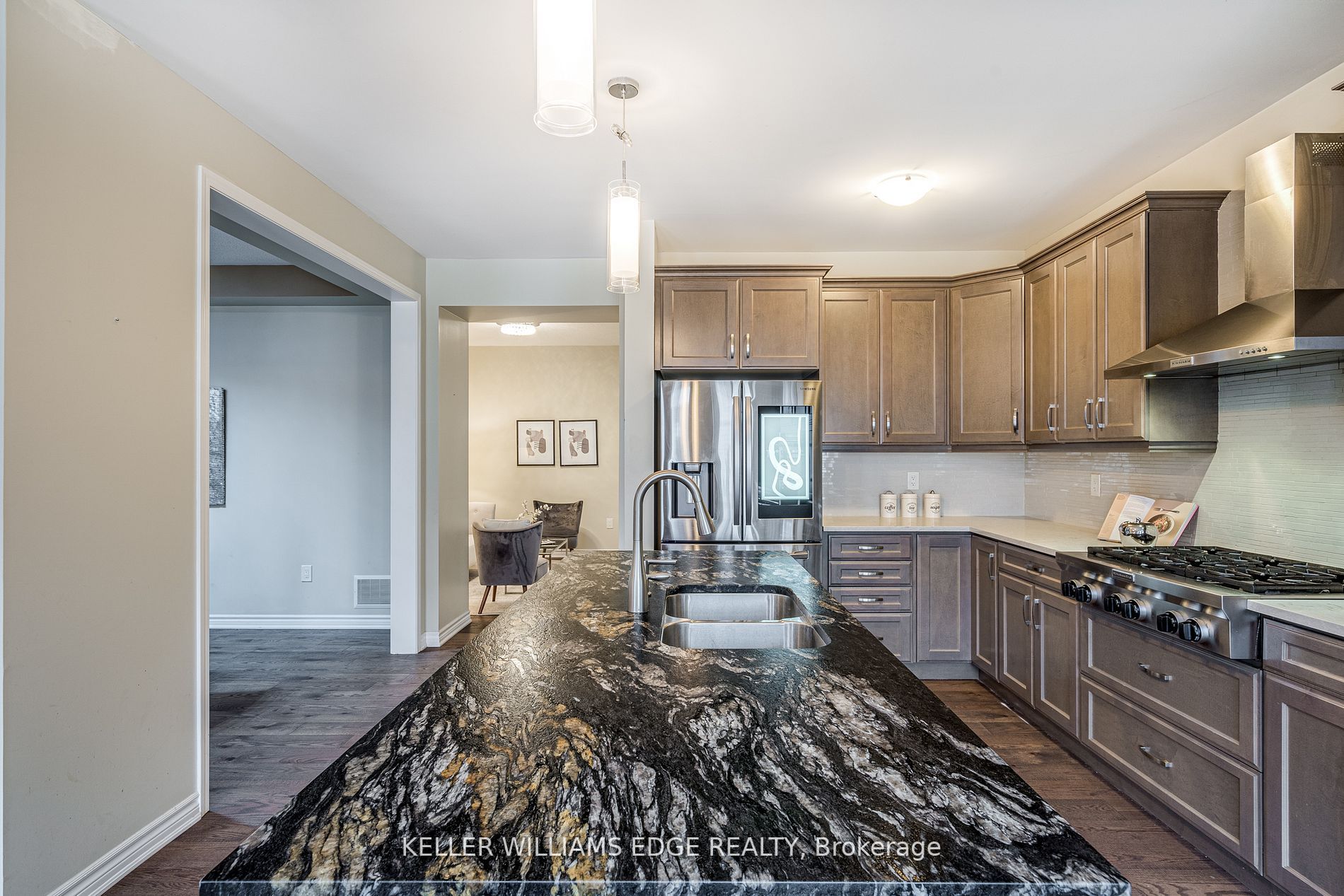240 Chilver Heights