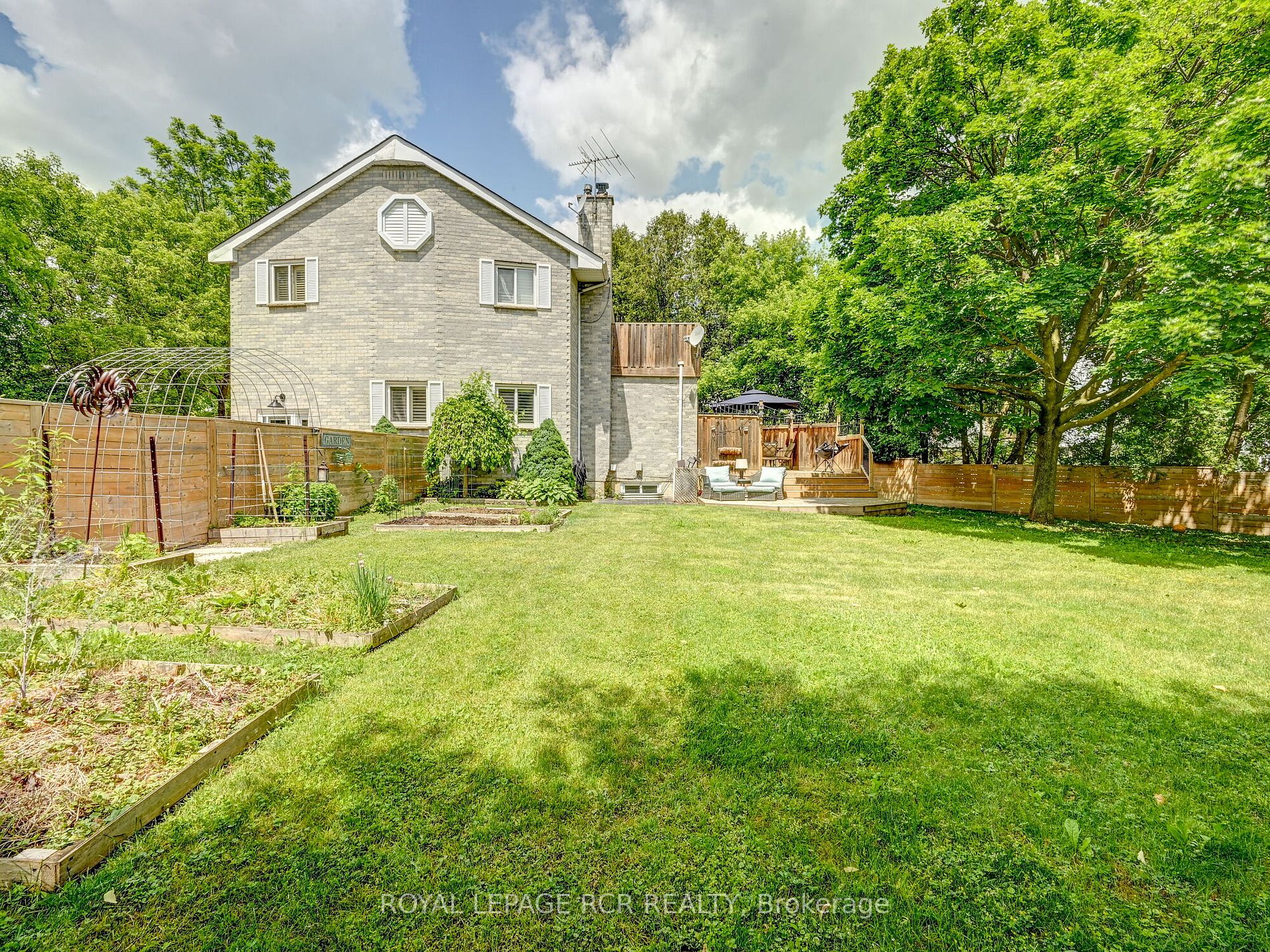 5992 Olde Base Line Road