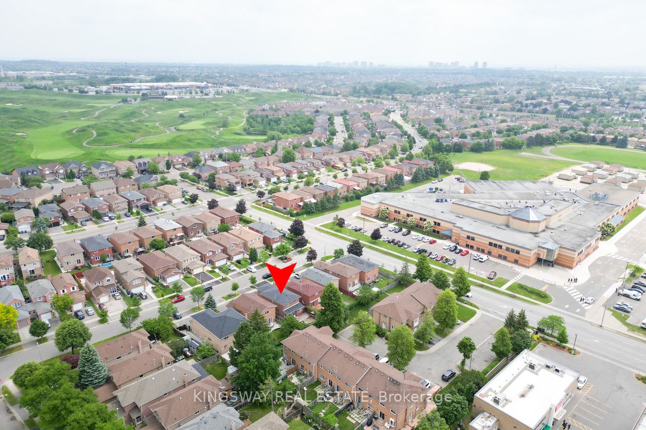 38 Solway Ave