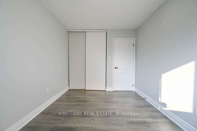 38 Solway Ave