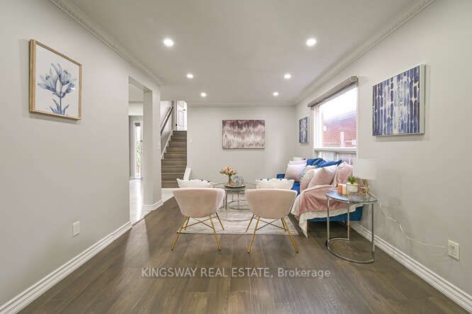 38 Solway Ave