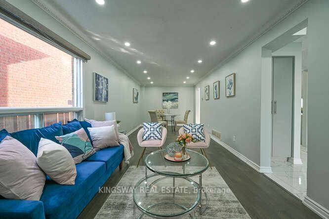 38 Solway Ave