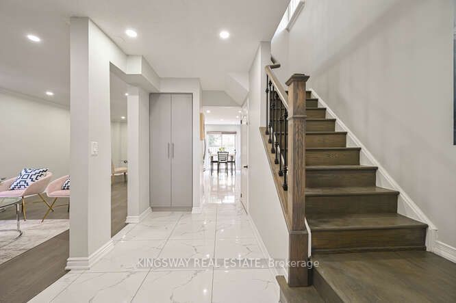 38 Solway Ave