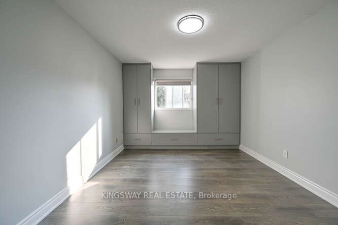 38 Solway Ave