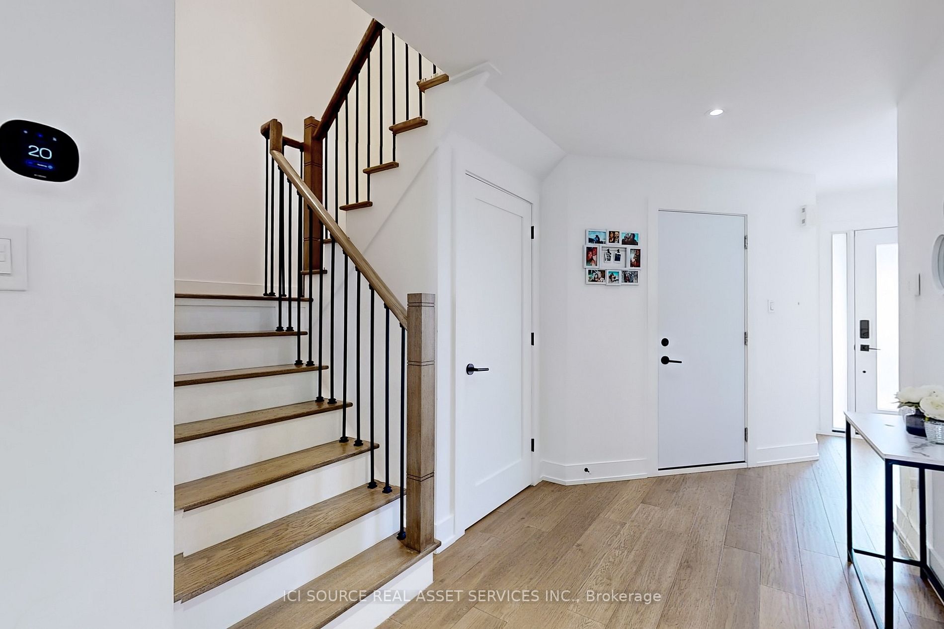 6 Castelli Crt