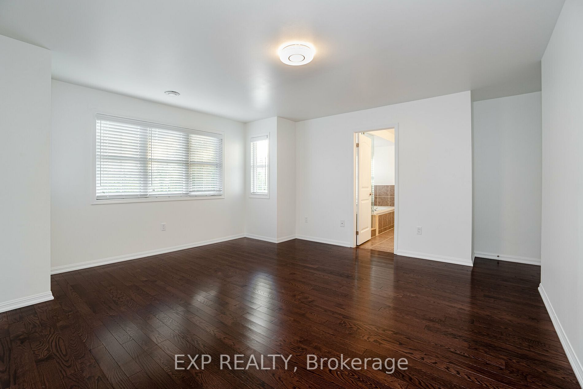 349 Ware Crescent