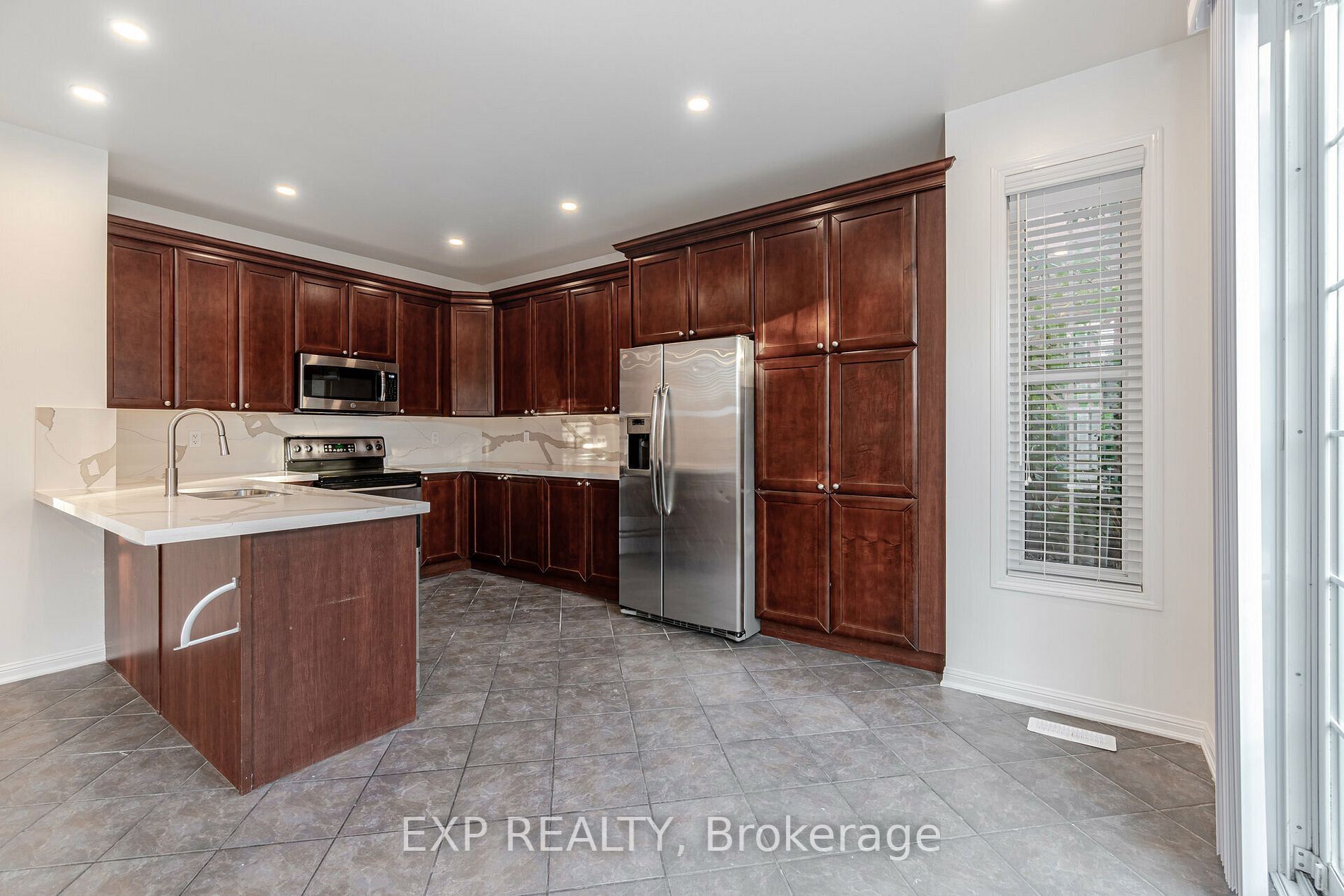 349 Ware Crescent