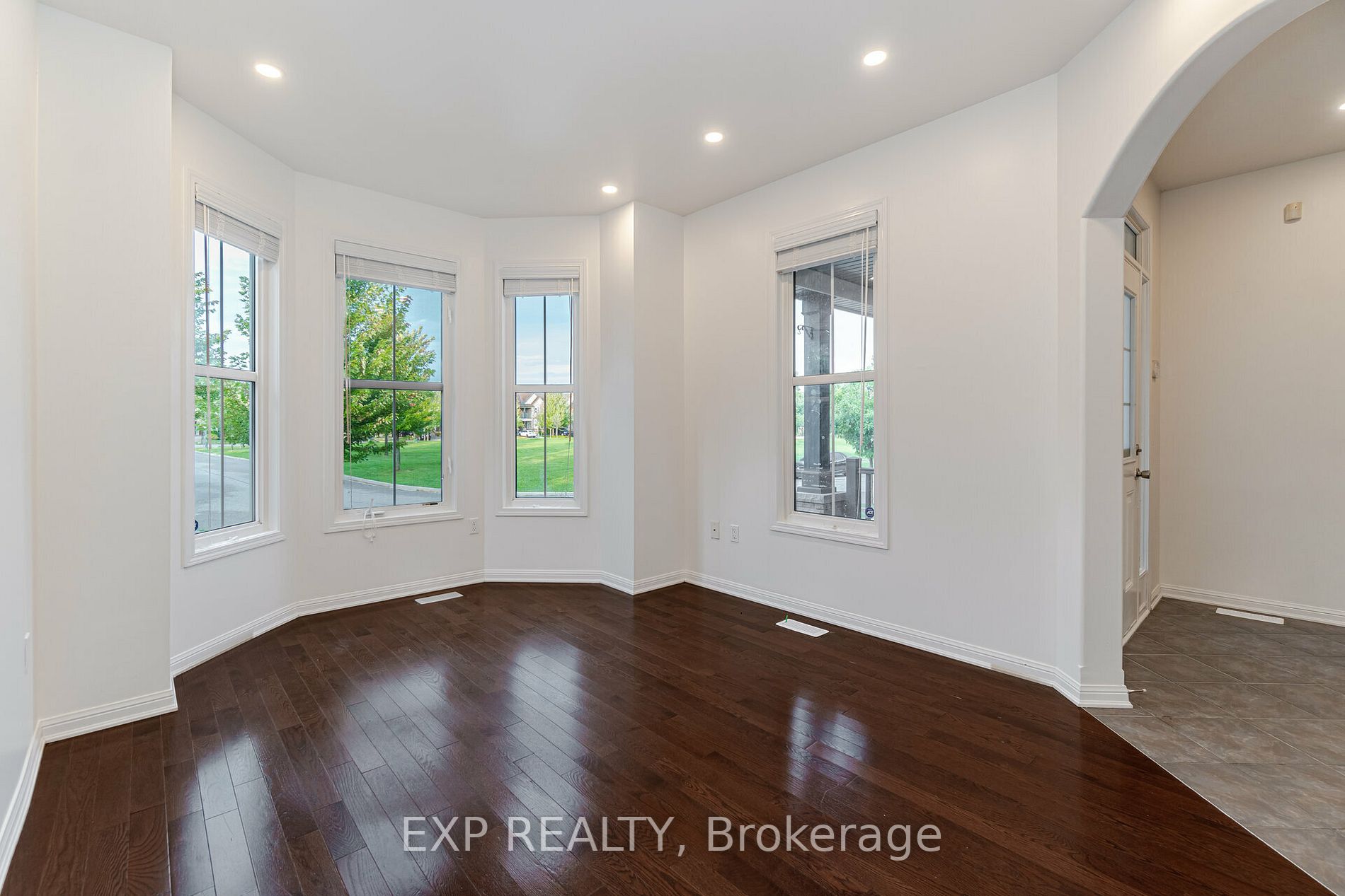 349 Ware Crescent