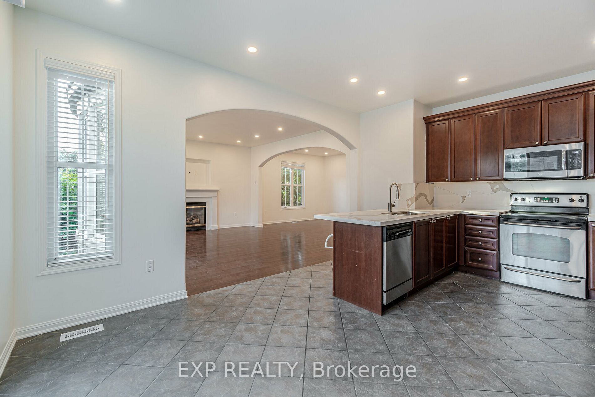 349 Ware Crescent