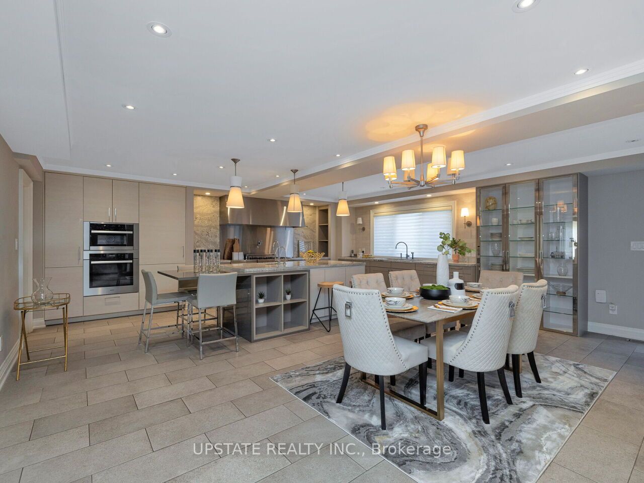 52 Michelangelo Blvd