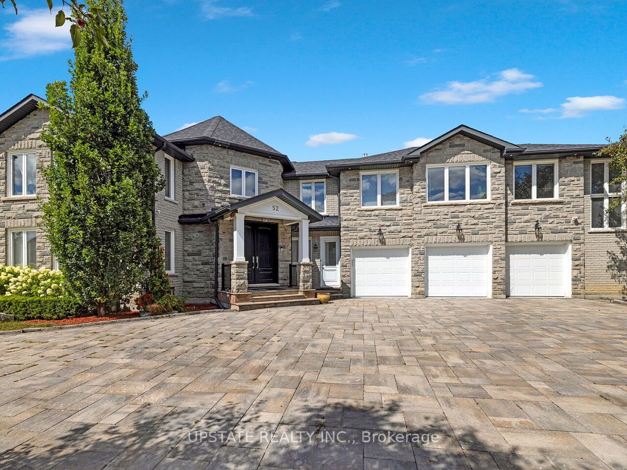 52 Michelangelo Blvd