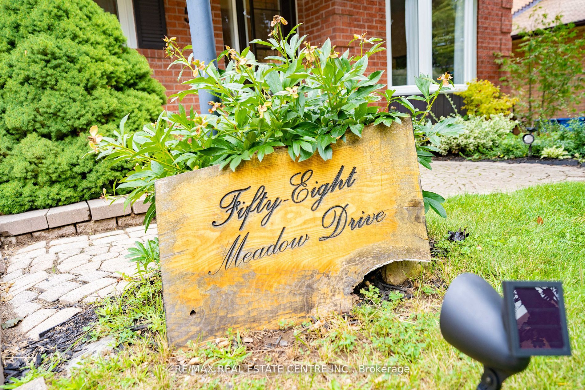 58 Meadow Dr