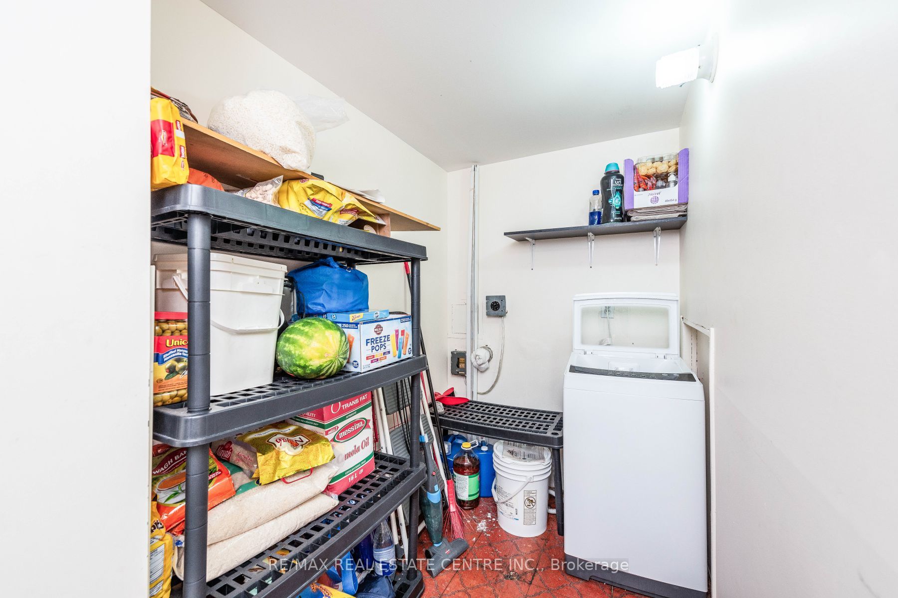 49 Silverstone Drive, #308
