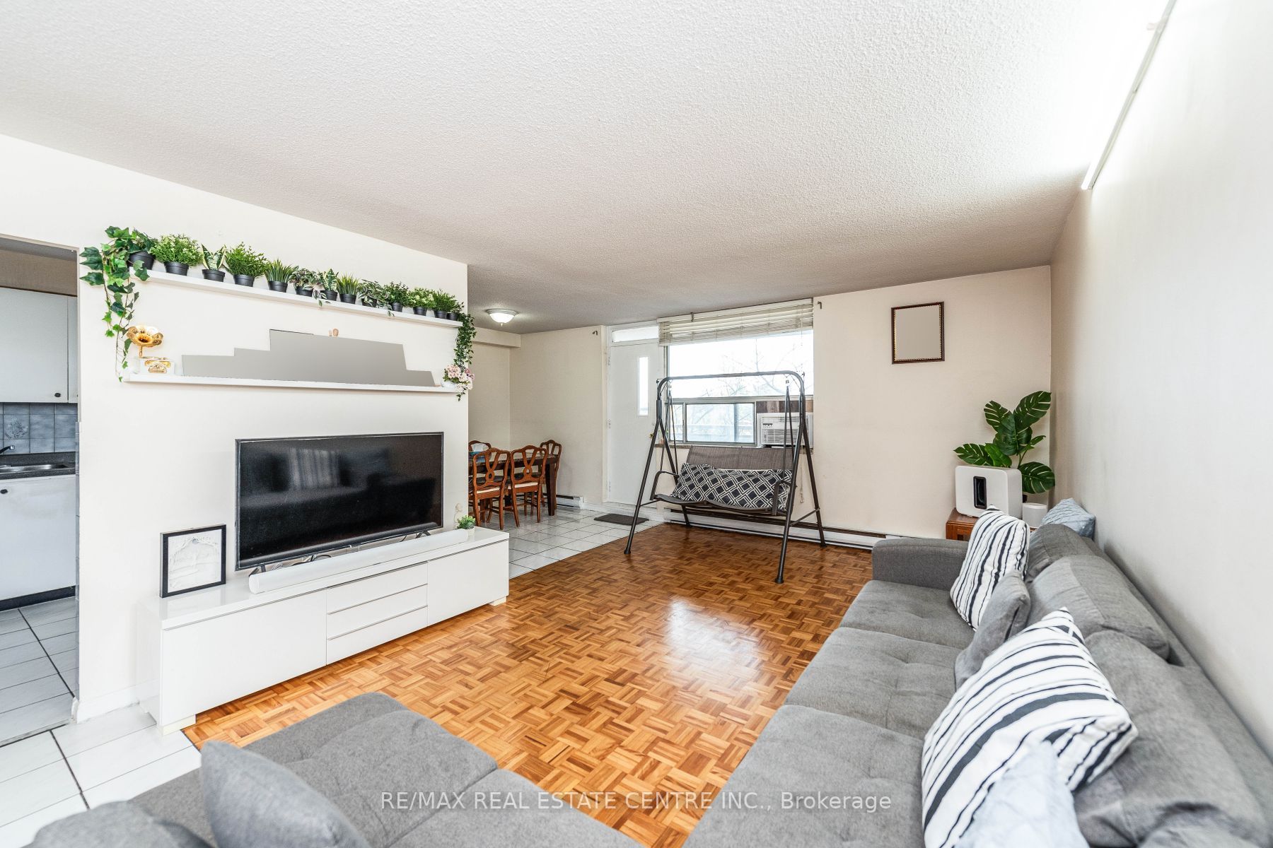 49 Silverstone Drive, #308