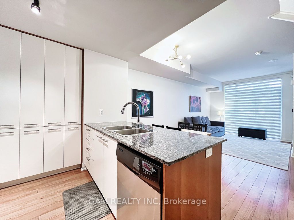 1 Valhalla Inn Rd, #103
