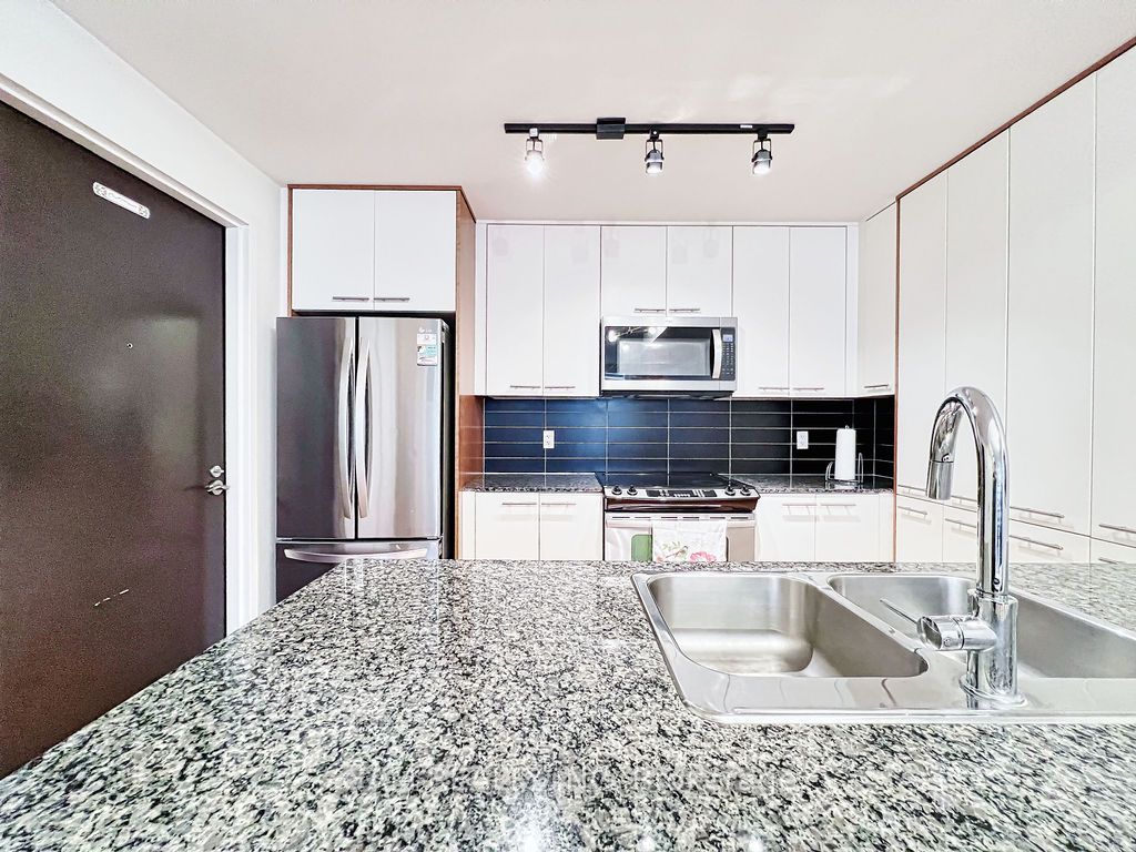 1 Valhalla Inn Rd, #103