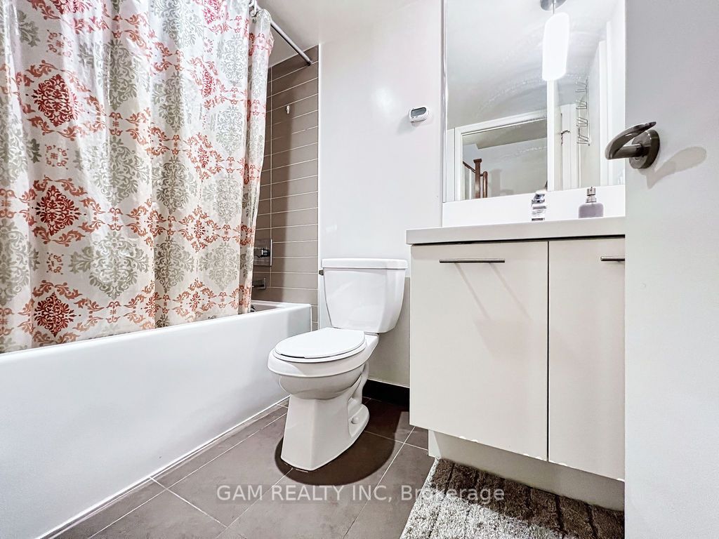 1 Valhalla Inn Rd, #103