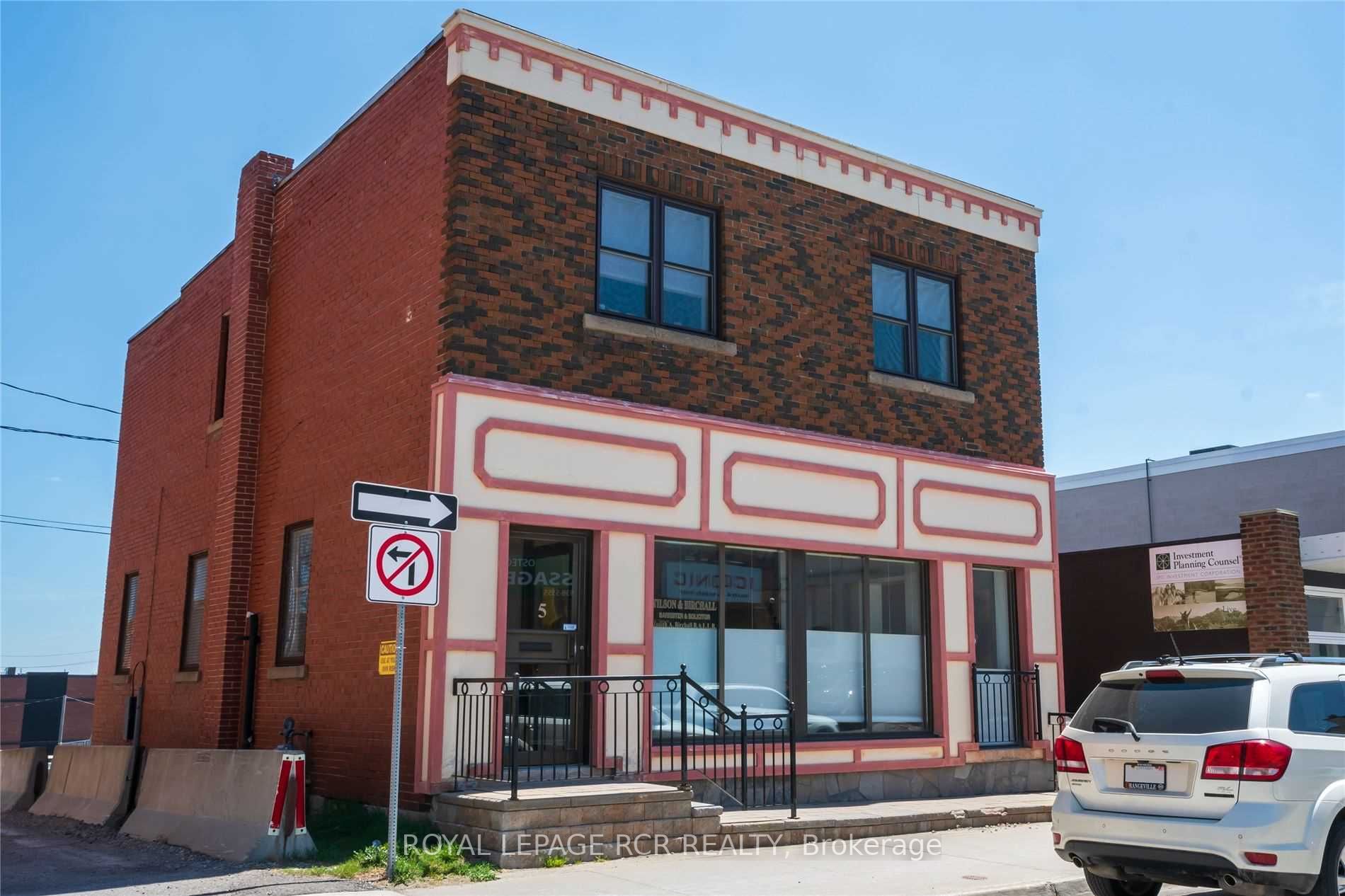 5 Mill St