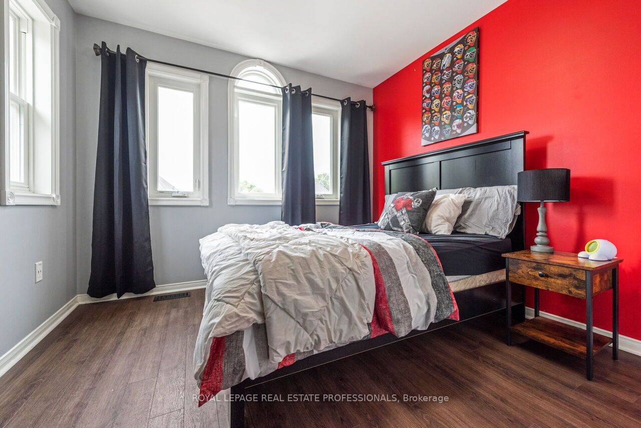 29 Woodcote Cres
