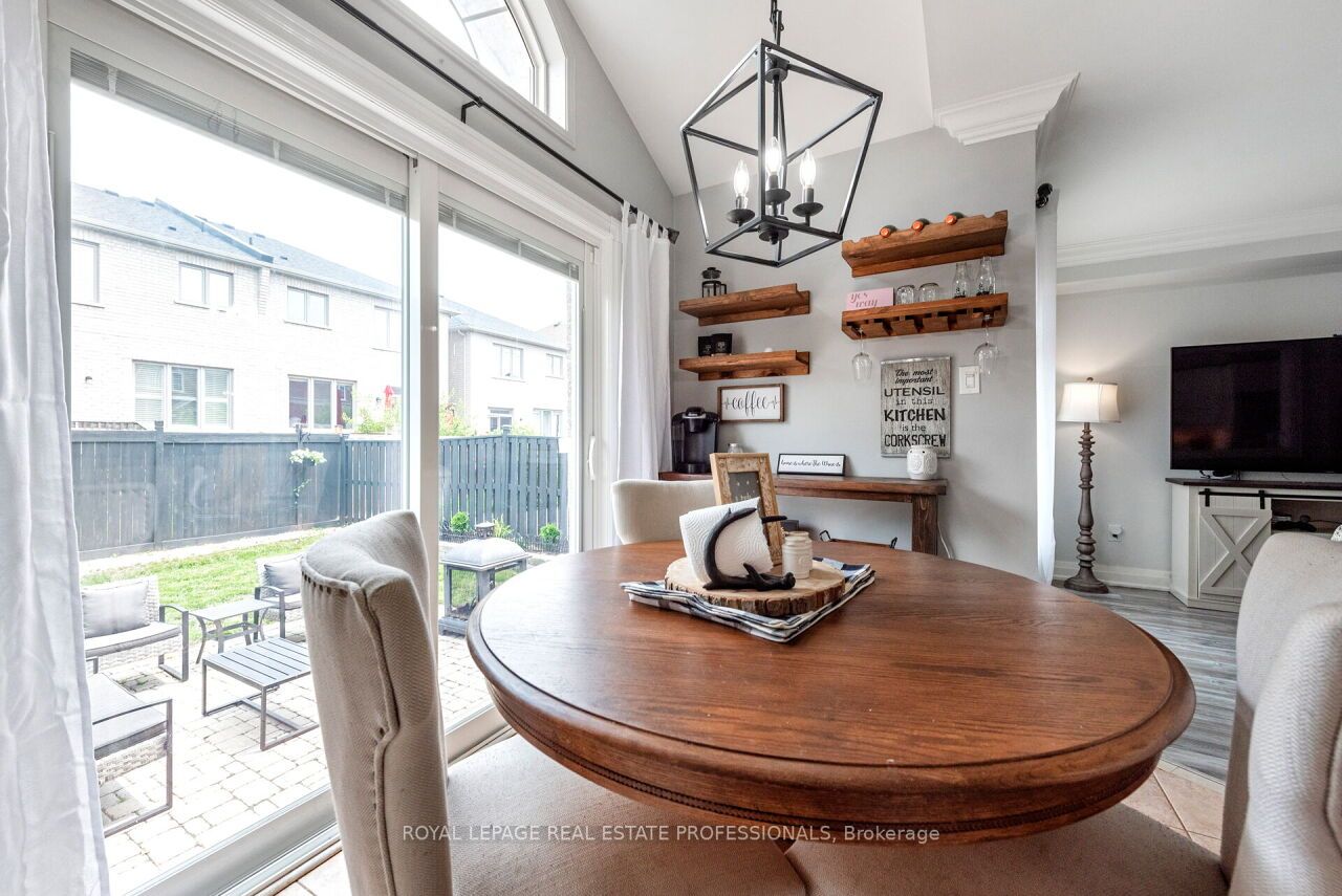 29 Woodcote Cres