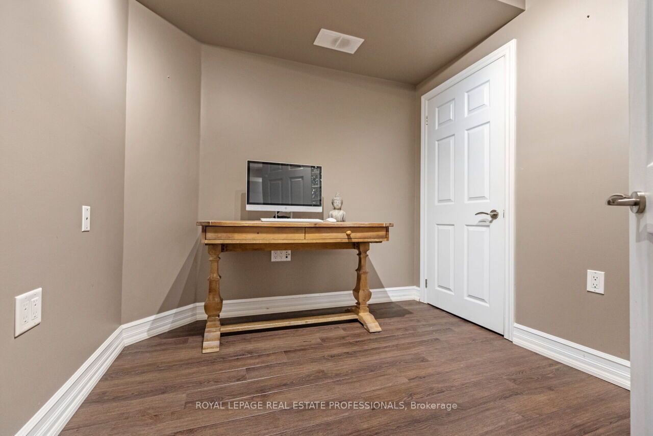 29 Woodcote Cres
