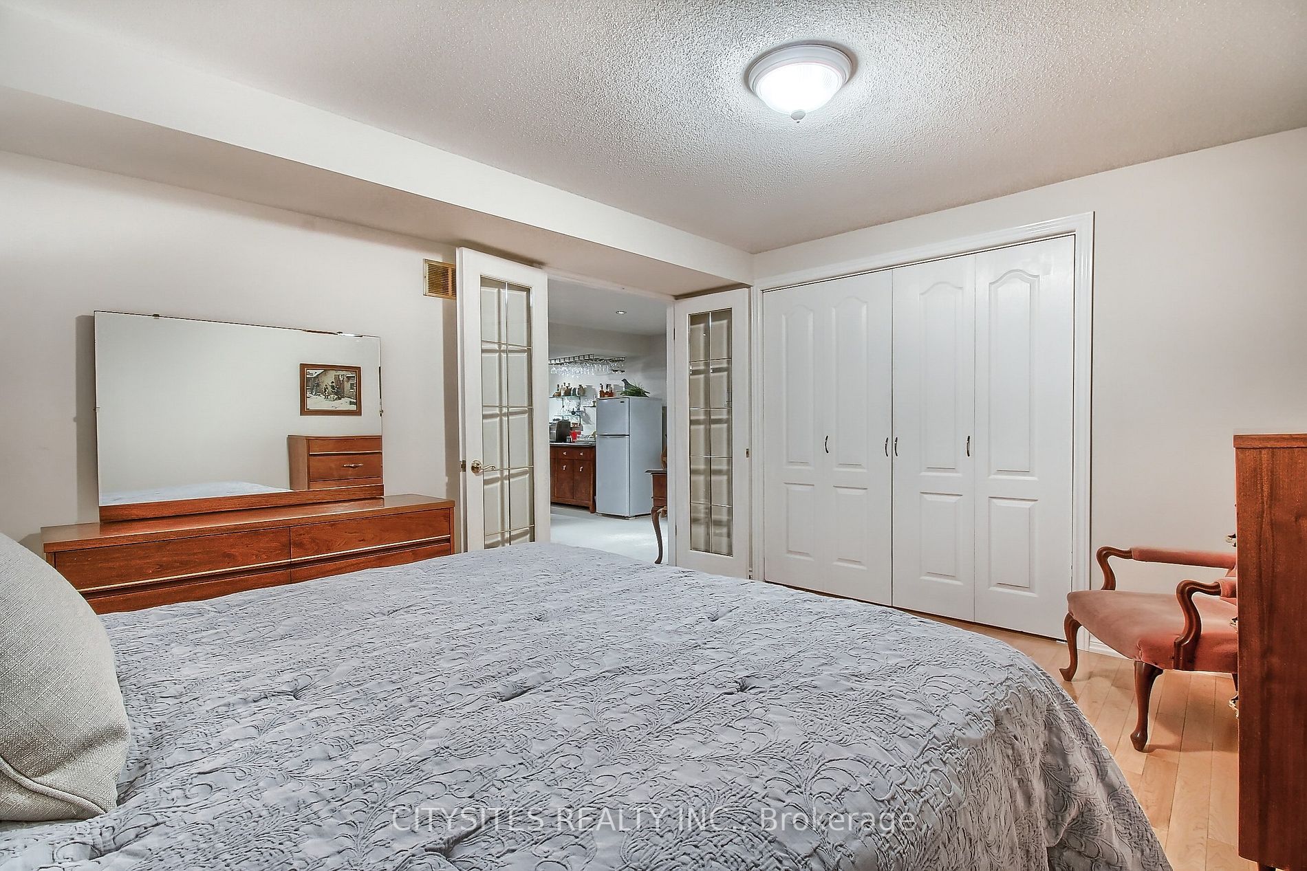1 Baybrook Rd N