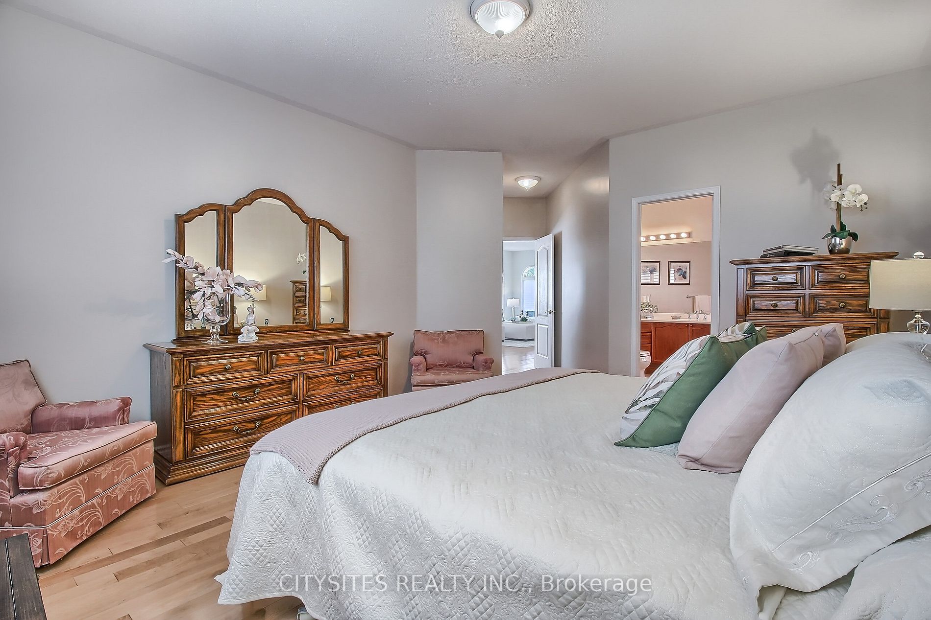 1 Baybrook Rd N