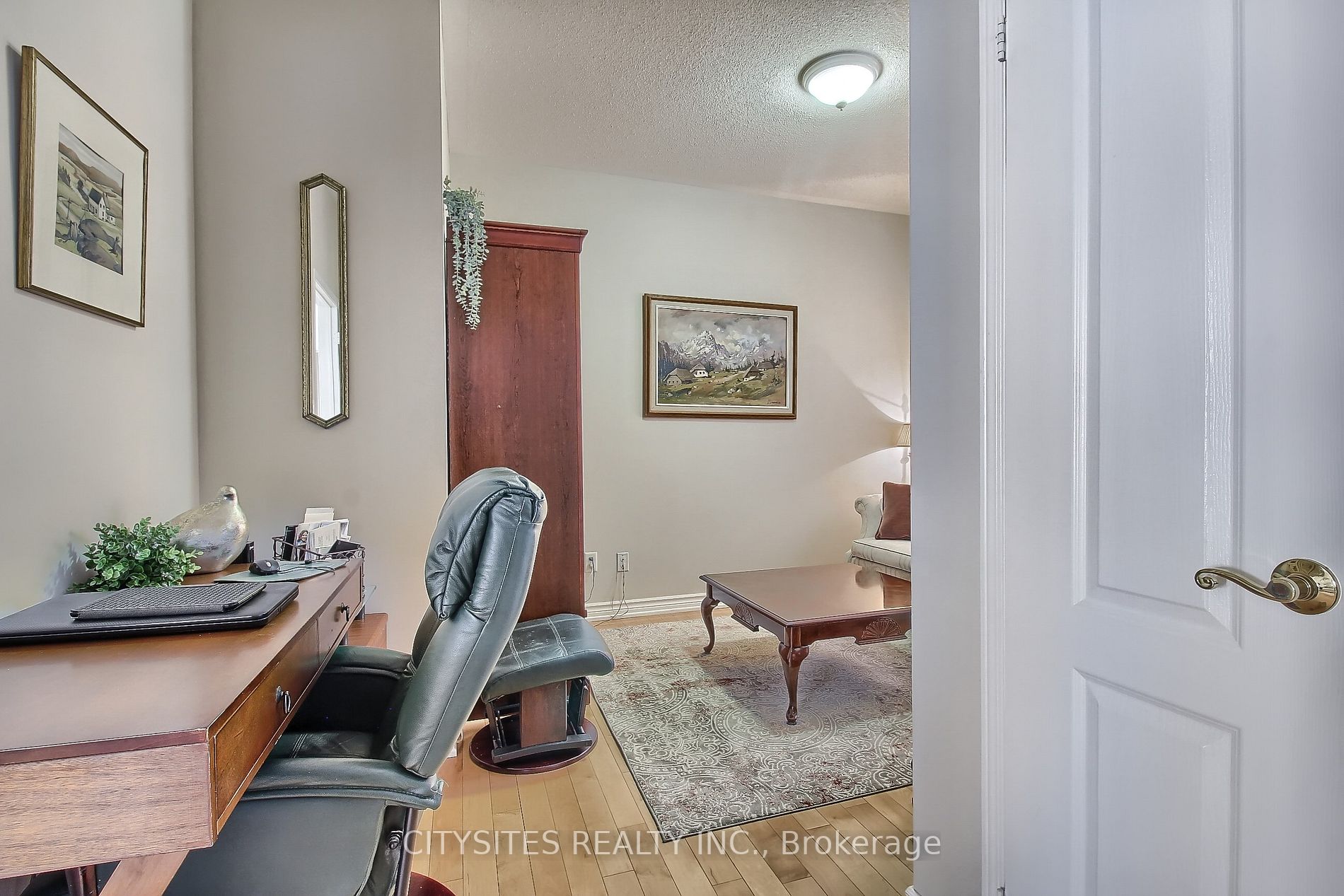 1 Baybrook Rd N