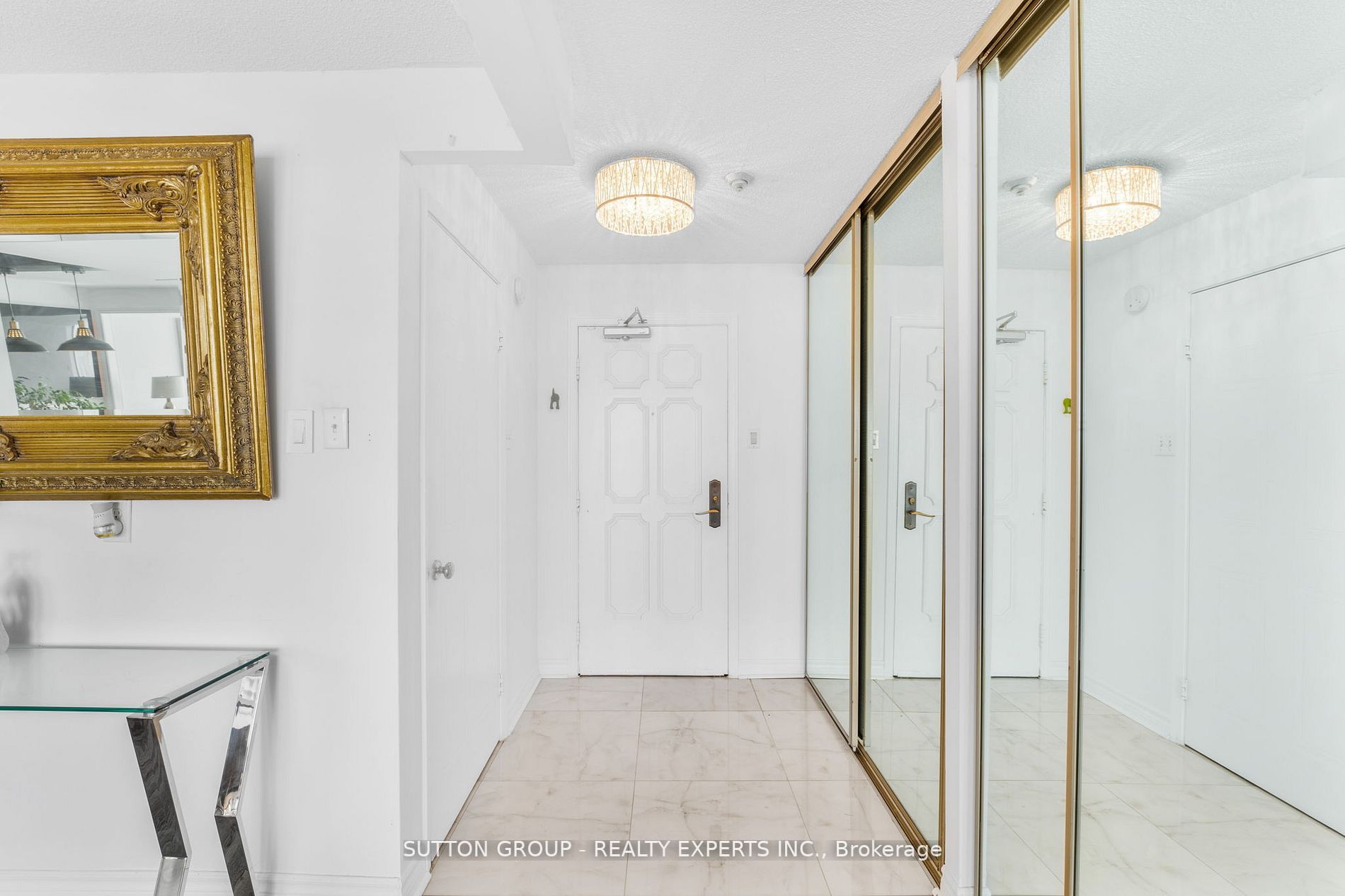 25 Fairview Rd W, #Lph8