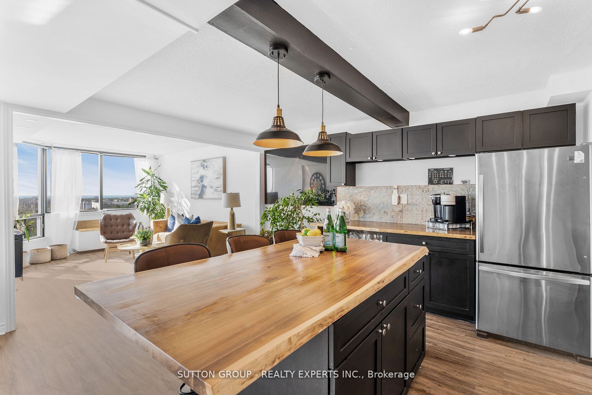 25 Fairview Rd W, #Lph8