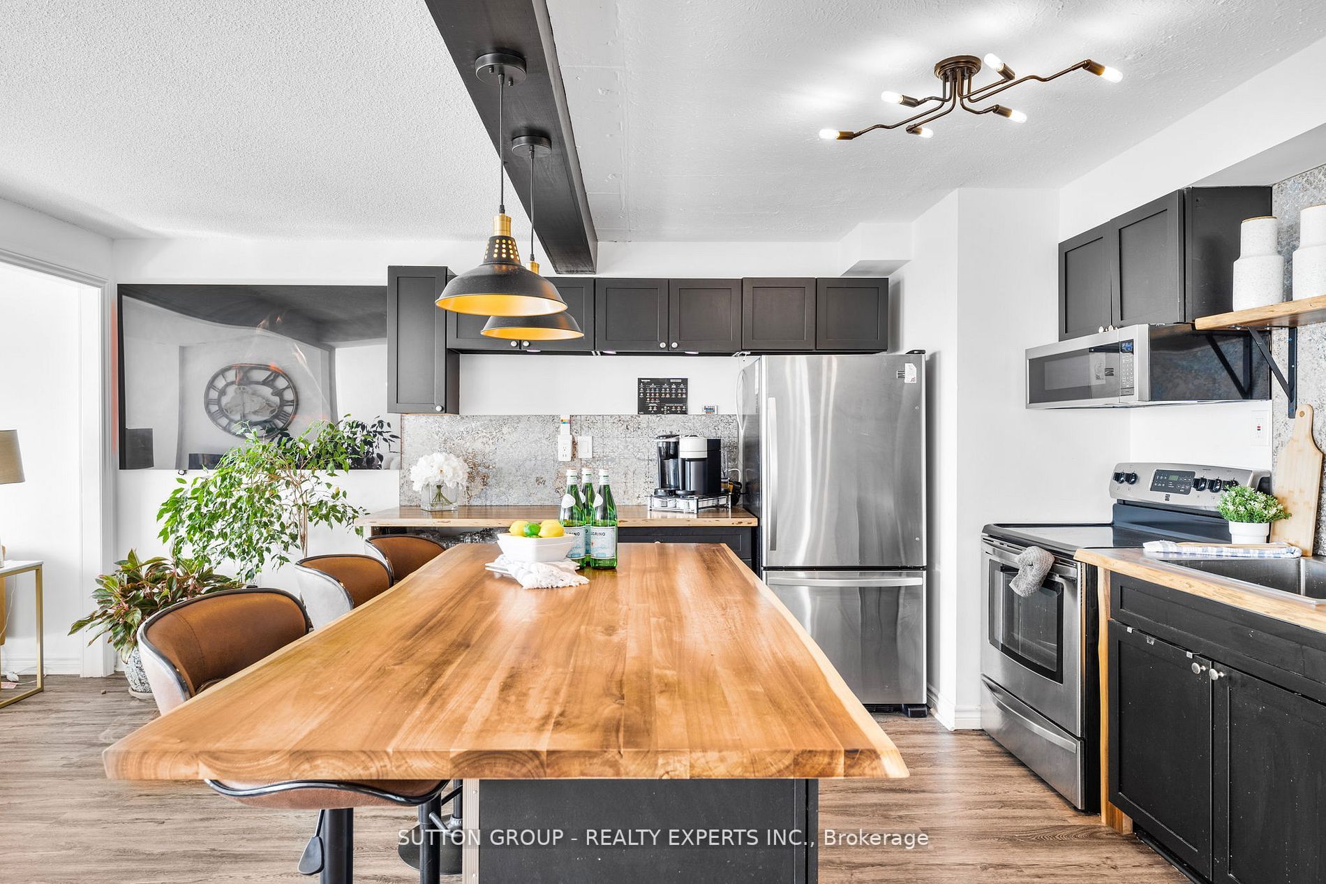 25 Fairview Rd W, #Lph8