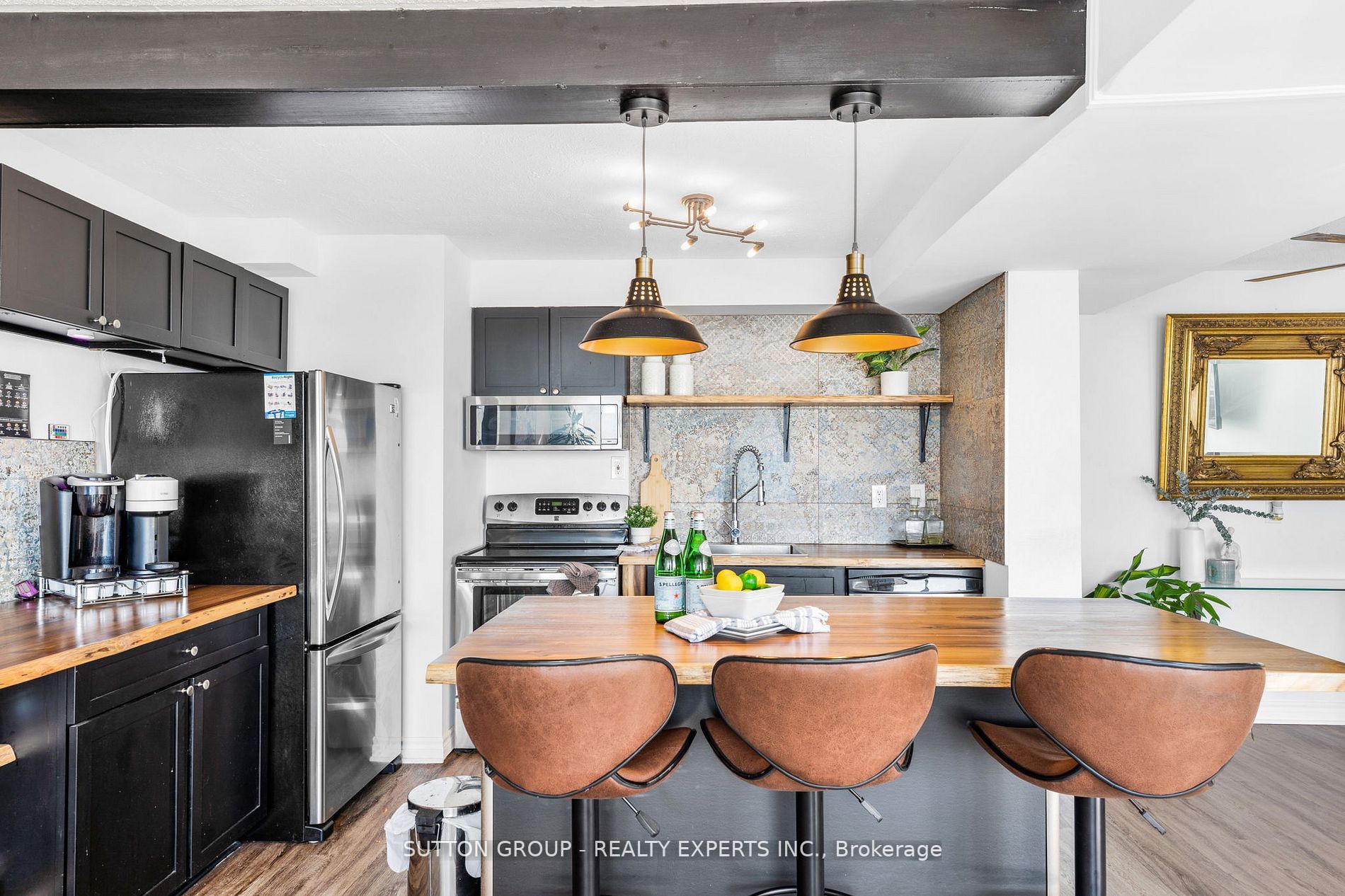 25 Fairview Rd W, #Lph8