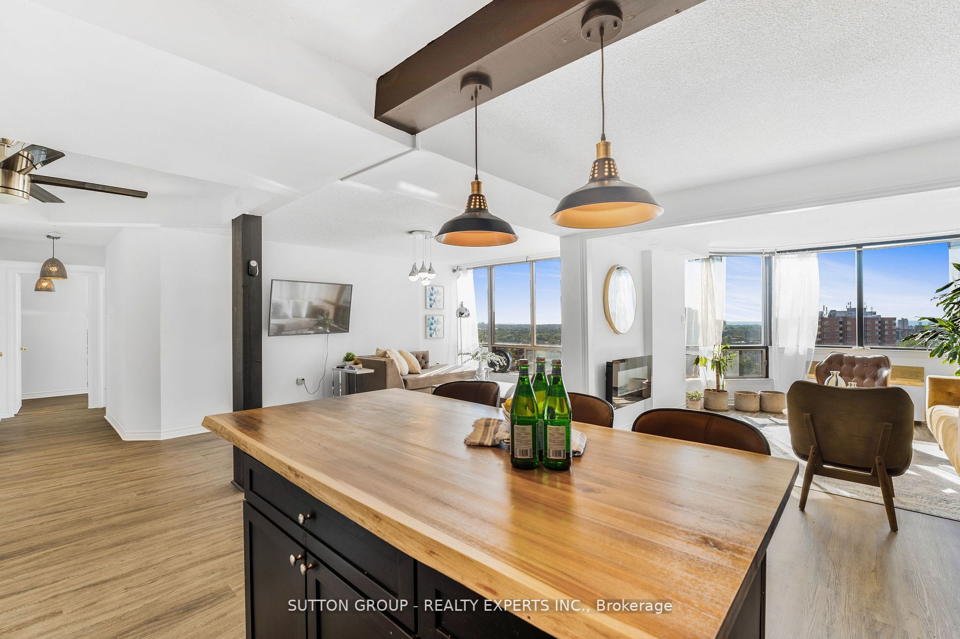 25 Fairview Rd W, #Lph8