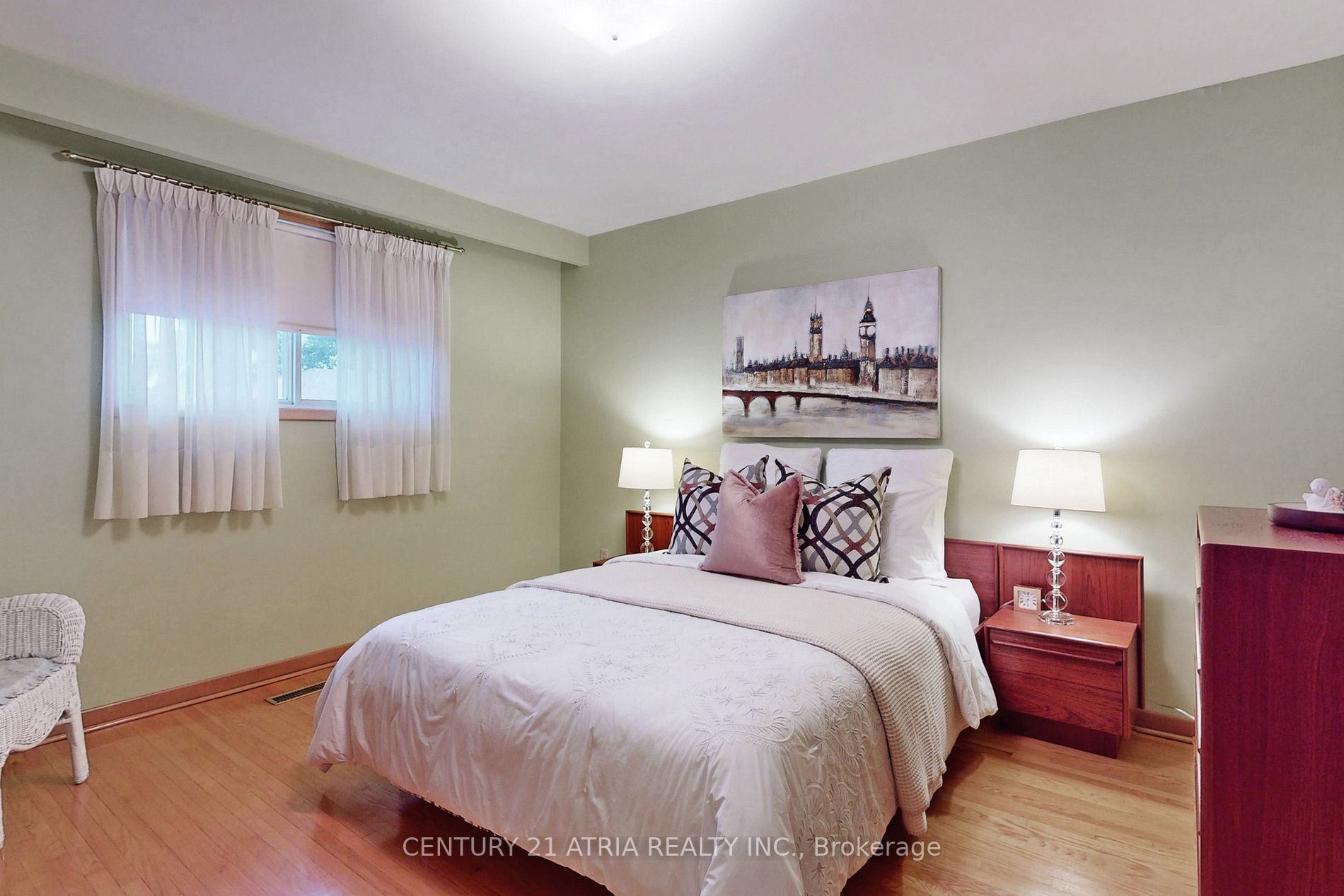 24 Keegan Cres