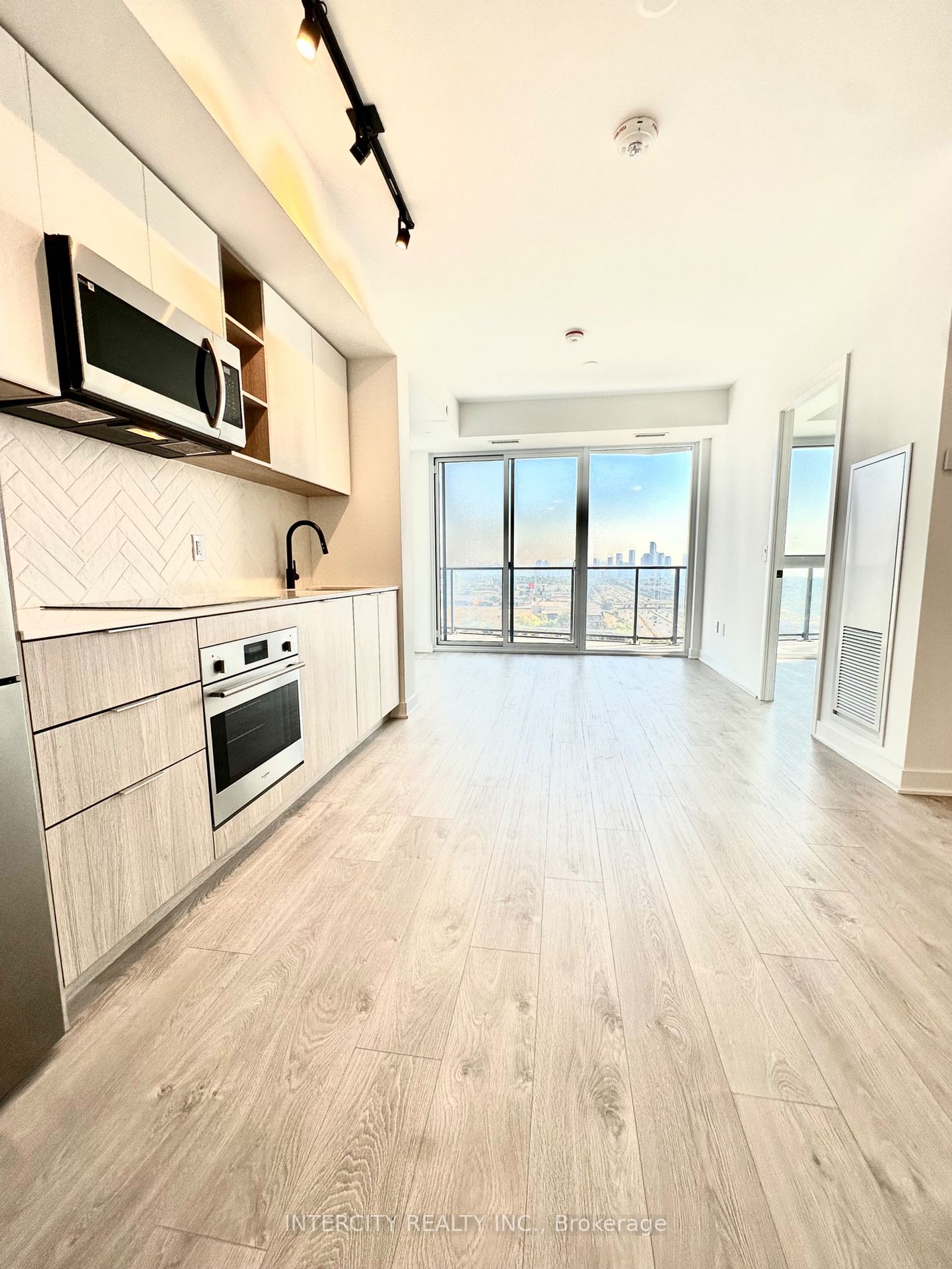 Listing W6803454 - Large Photo # 10