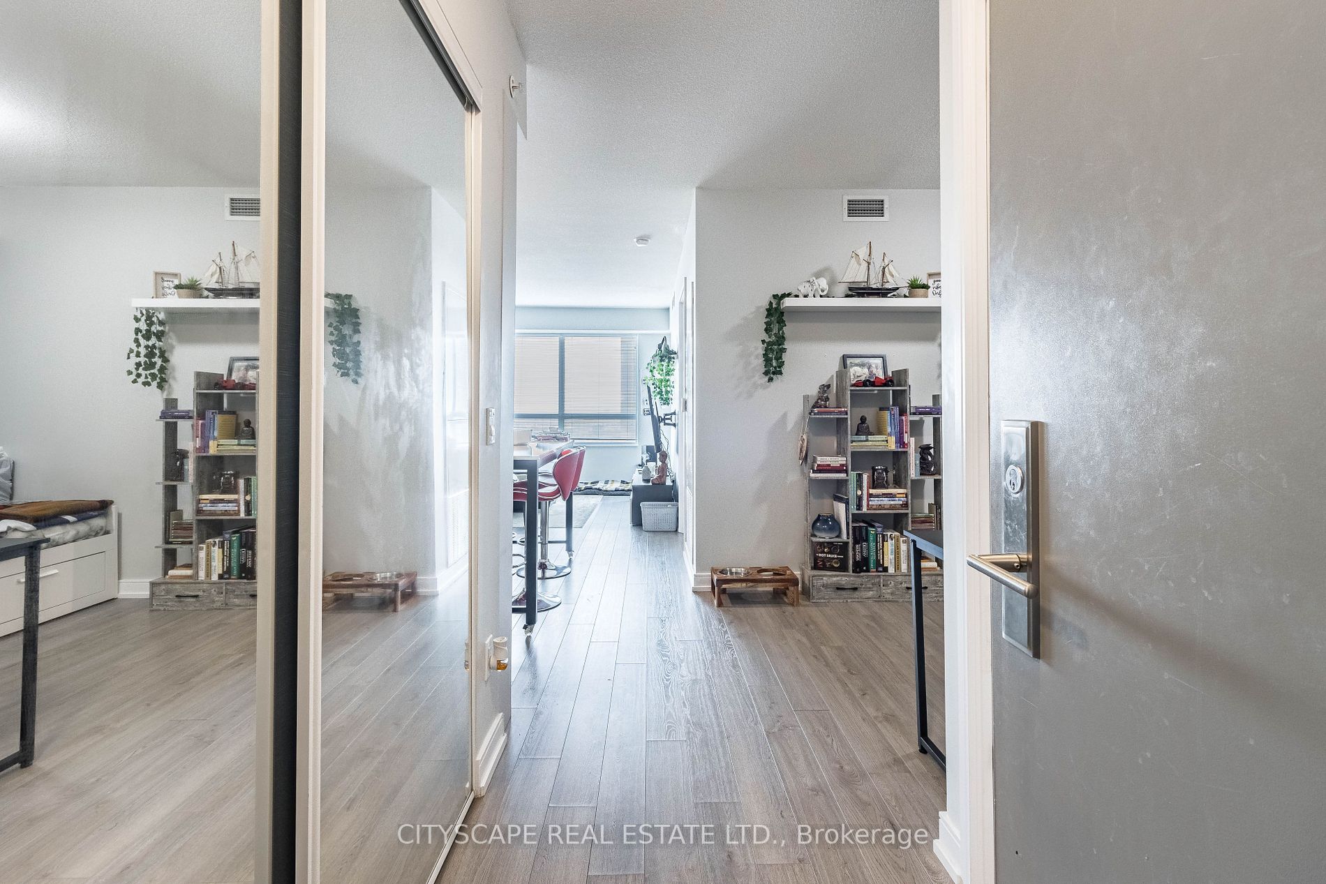 20 Thomas Riley Rd, #1410