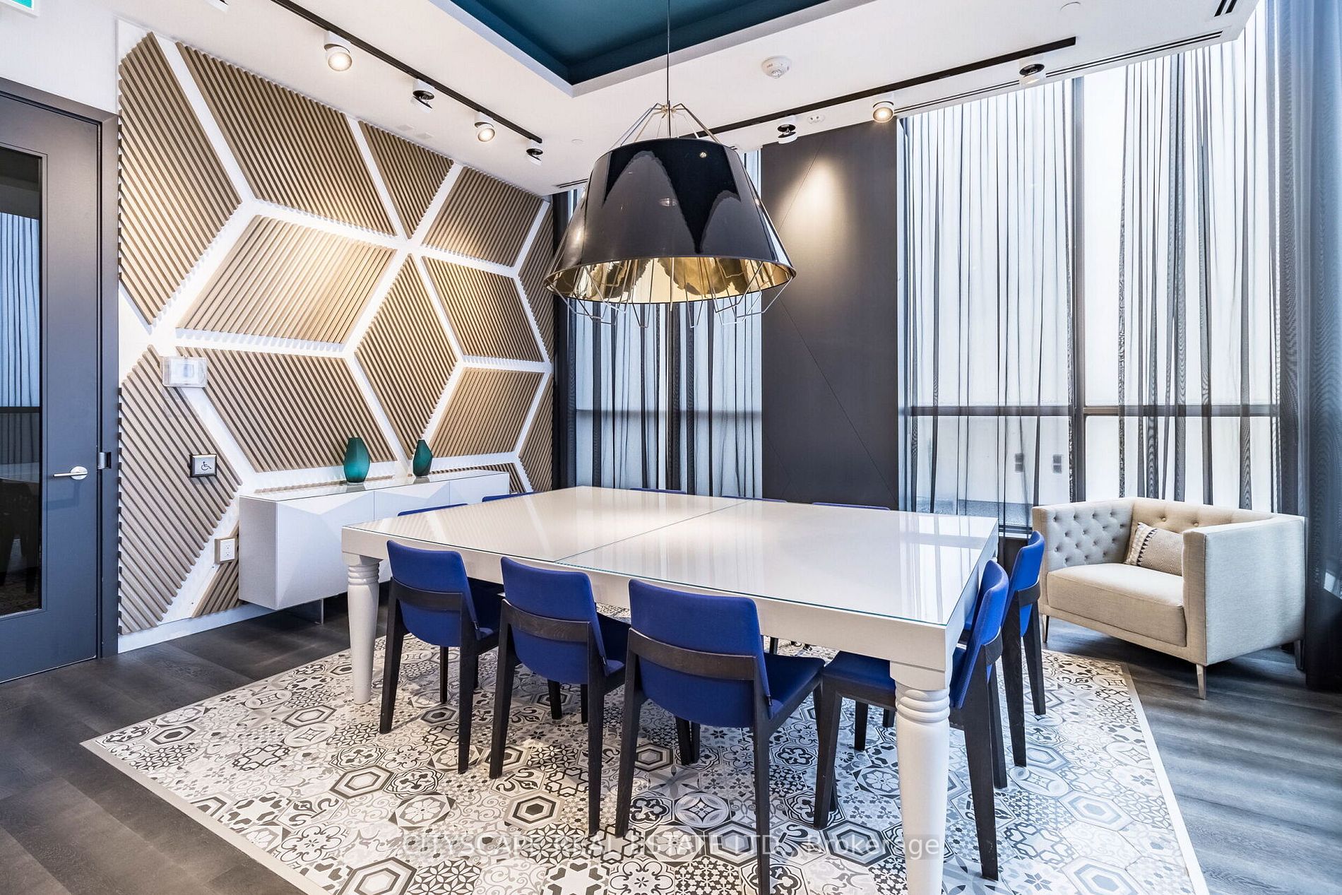 20 Thomas Riley Rd, #1410