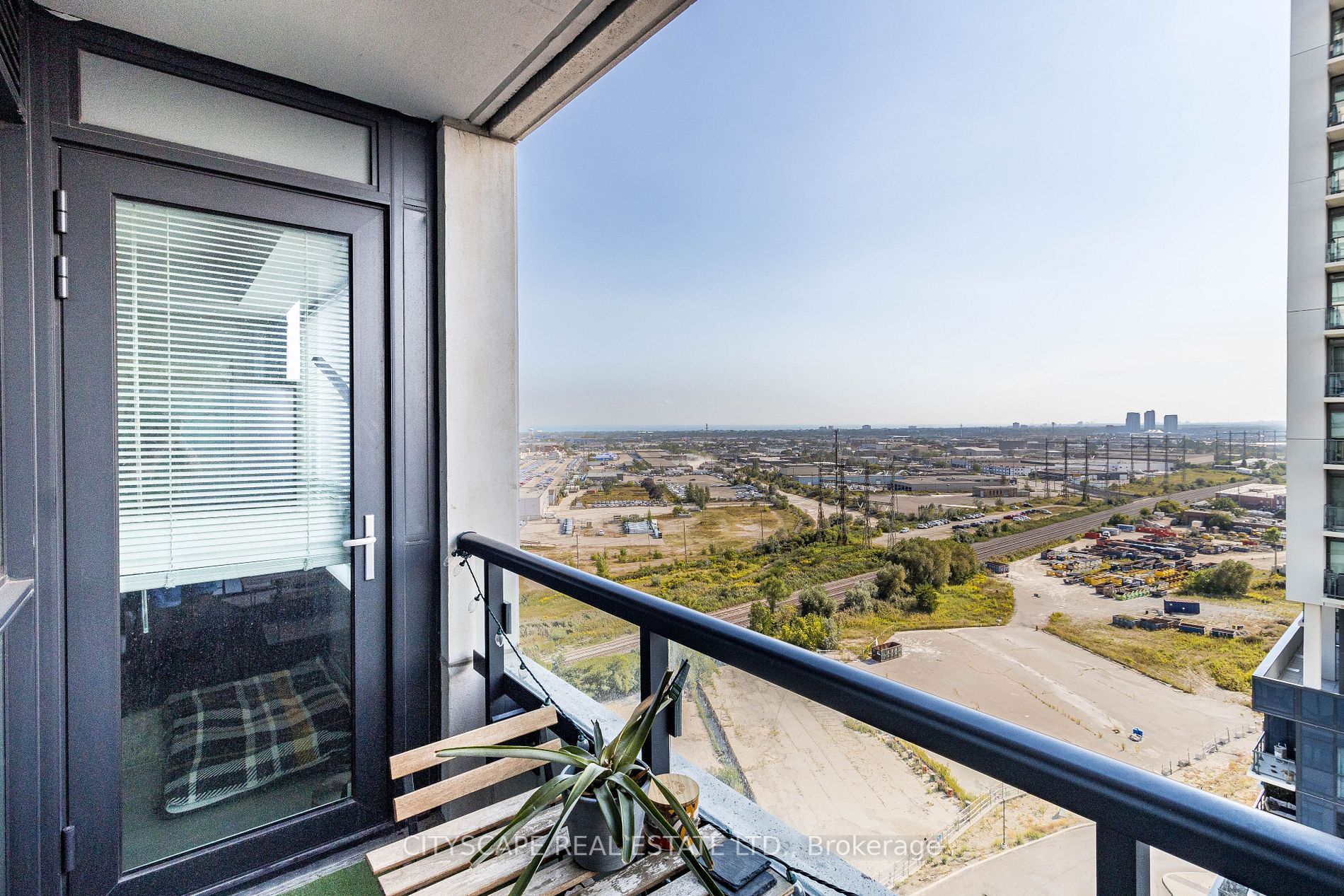 20 Thomas Riley Rd, #1410