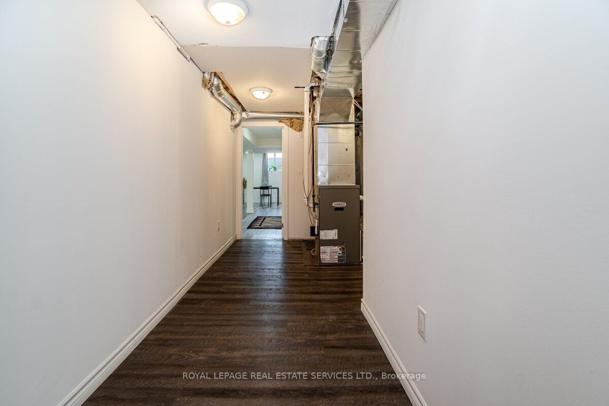 30 Messina Avenue
