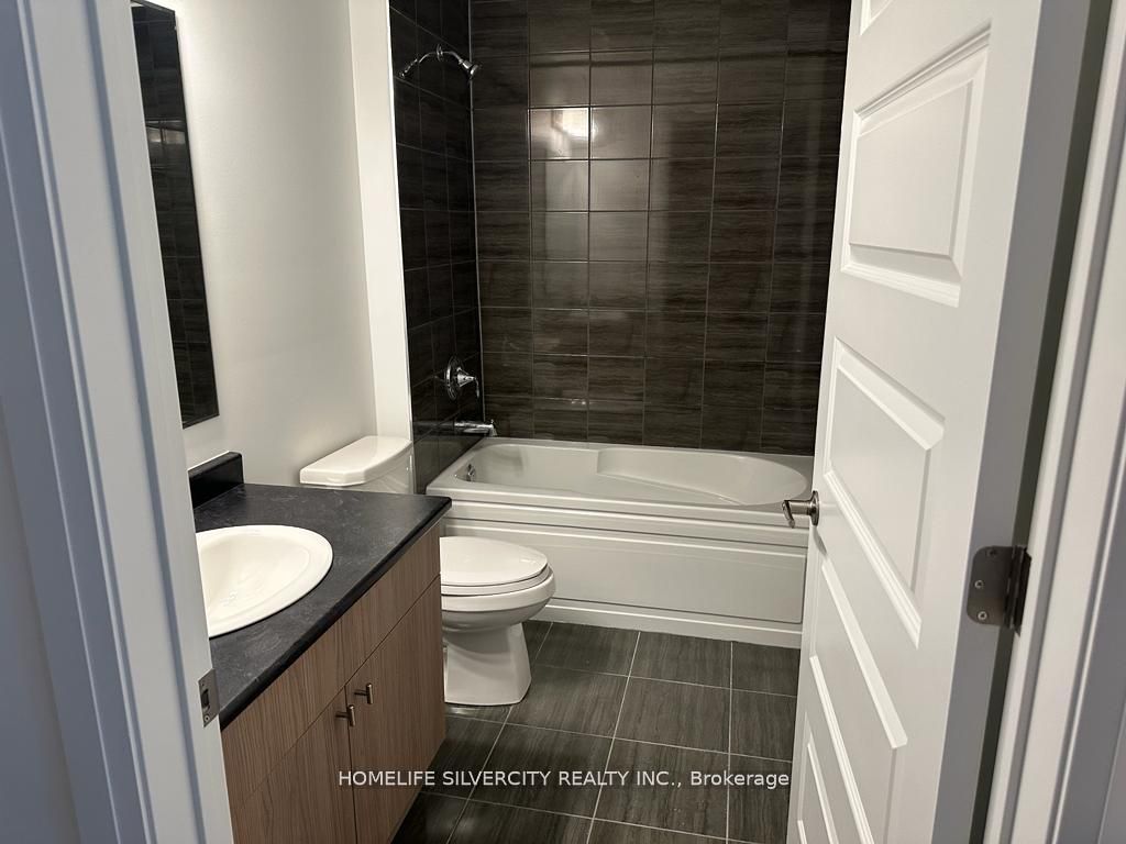460 Gordon Krantz Avenue, #415
