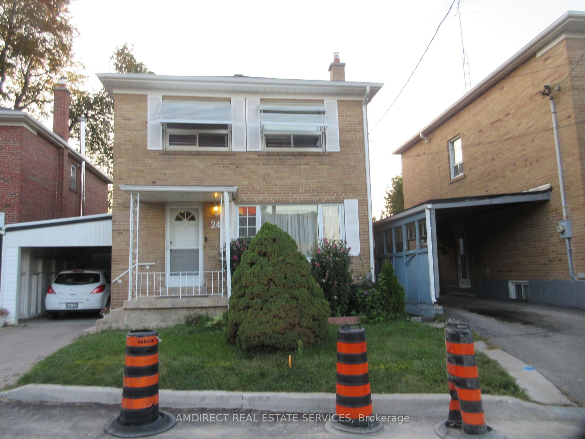 24 Fern Ave