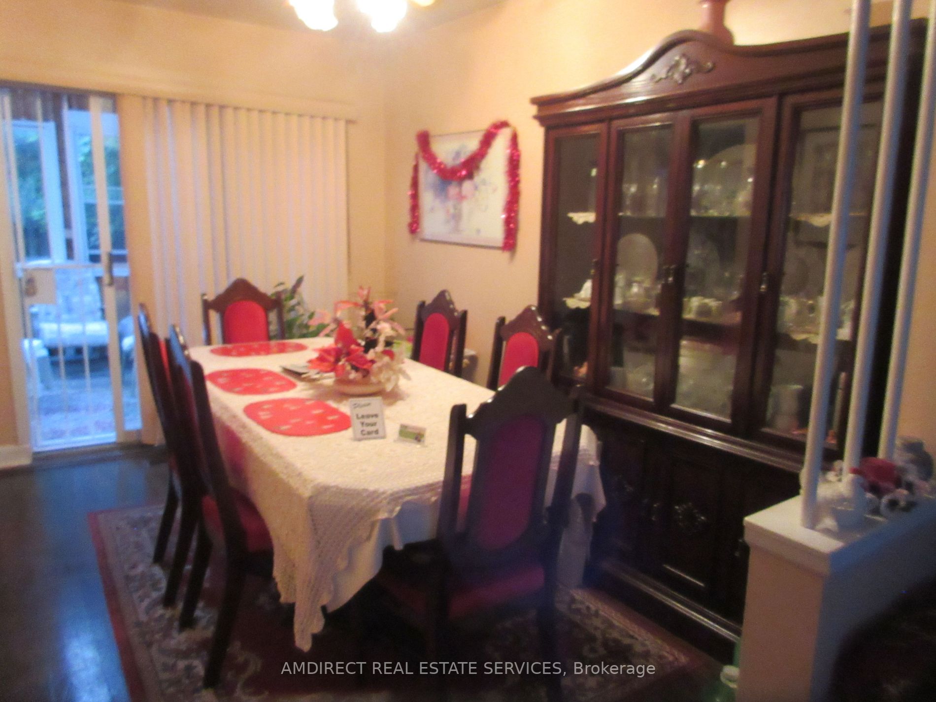 24 Fern Ave