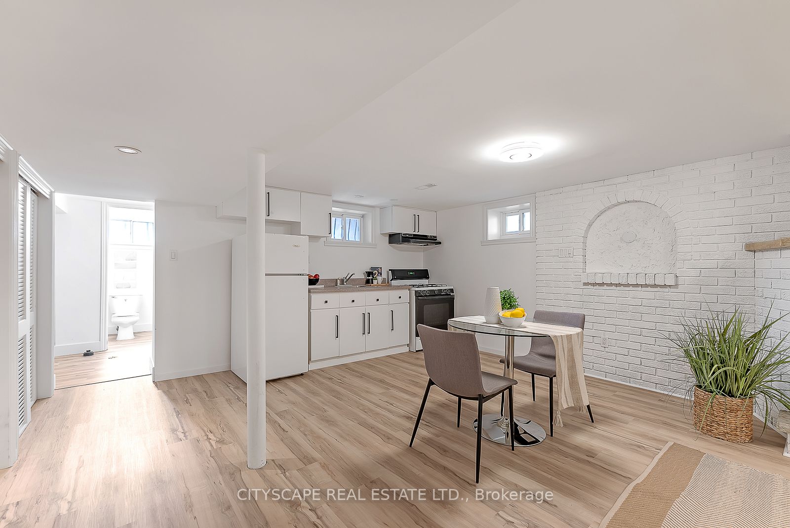 124 Kirknewton Rd