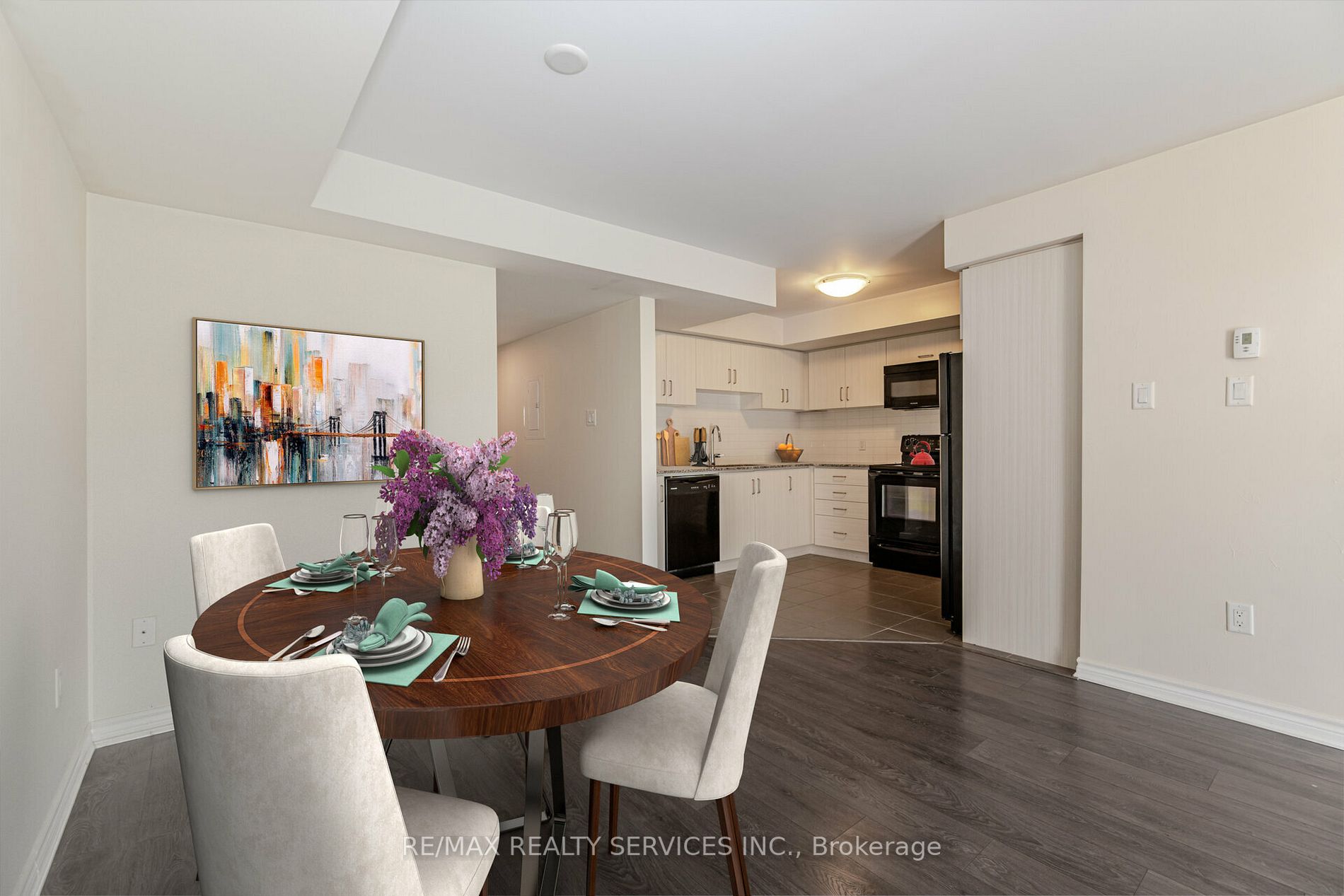 2441 Greenwich Dr, #7