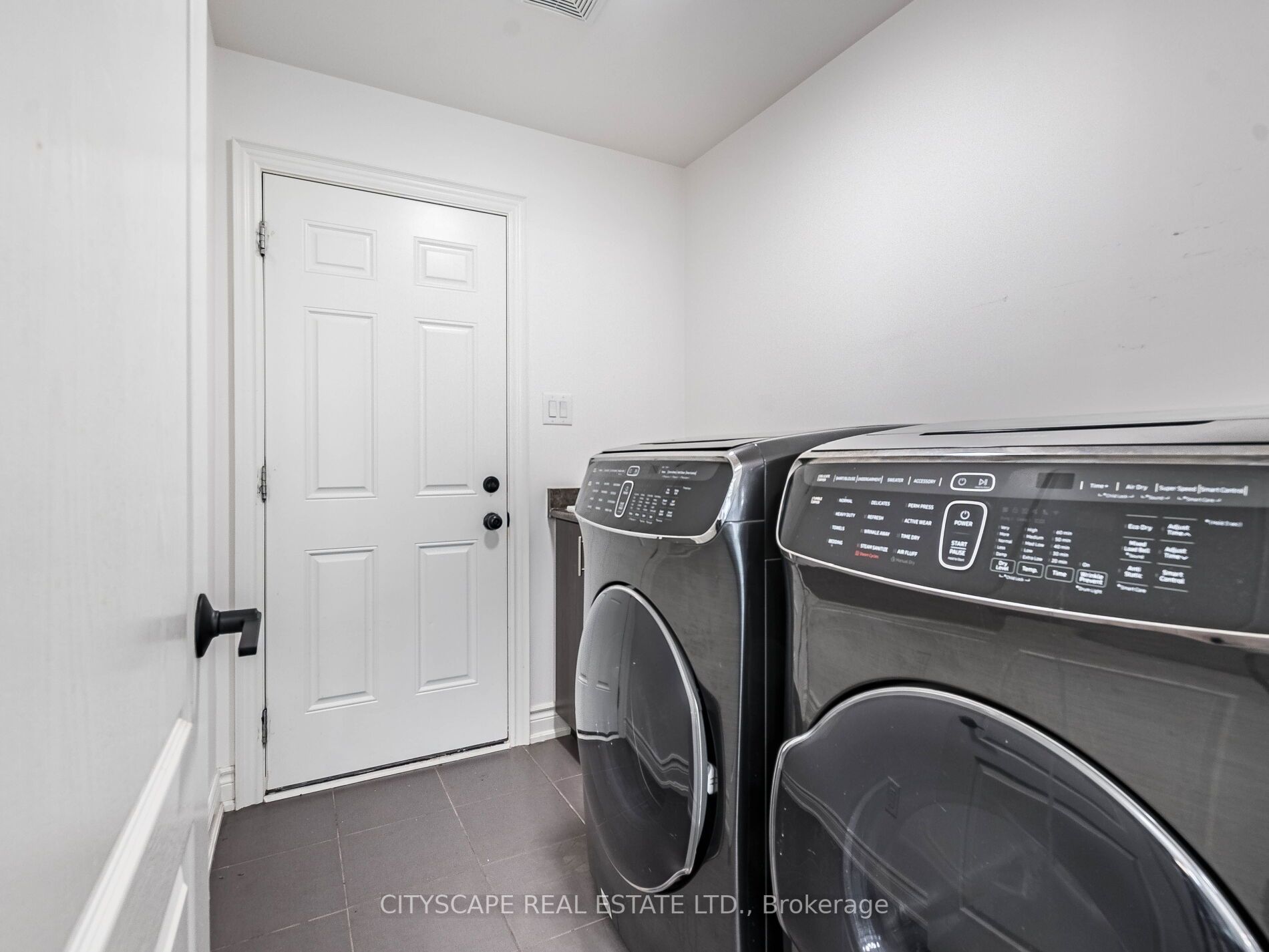 1300 Britton Cres W